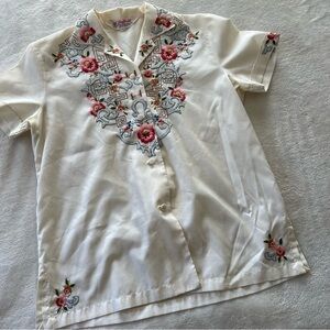 Vintage Daffodil Embroidered Floral Blouse